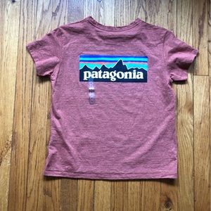 Patagonia womens P-6 logo responsibili-tee short sleeve shirt / m / nwt